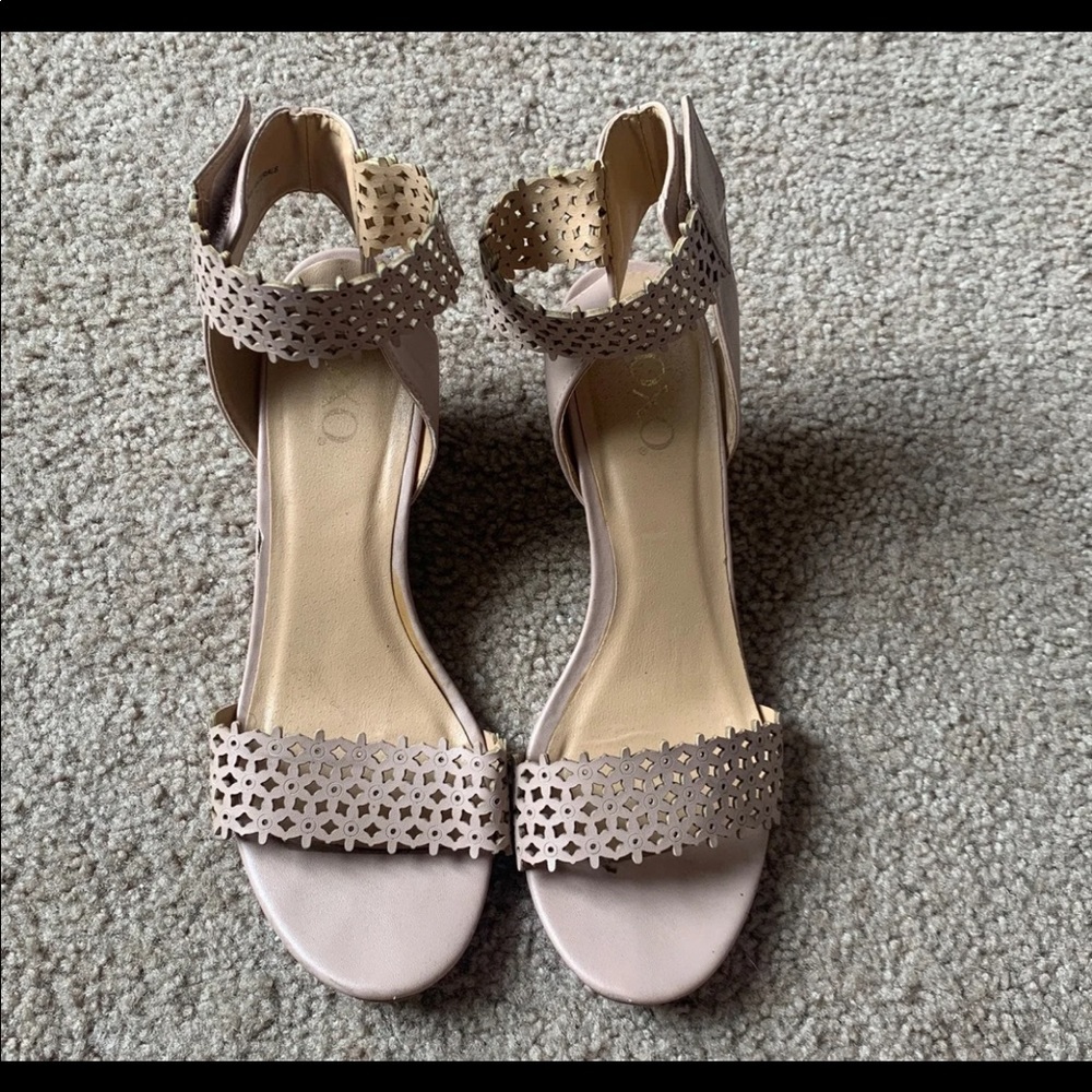XOXO blush pink sandals